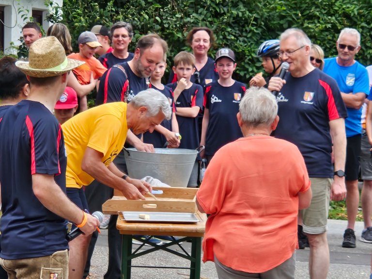 Grossansicht in neuem Fenster: XperBike Sternfahrt nach Malgersdorf 9 Grossansicht in neuem Fenster: XperBike Sternfahrt nach Malgersdorf 9