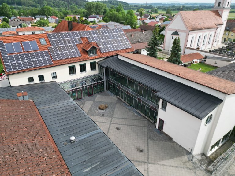 Grossansicht in neuem Fenster: Grundschule Roßbach