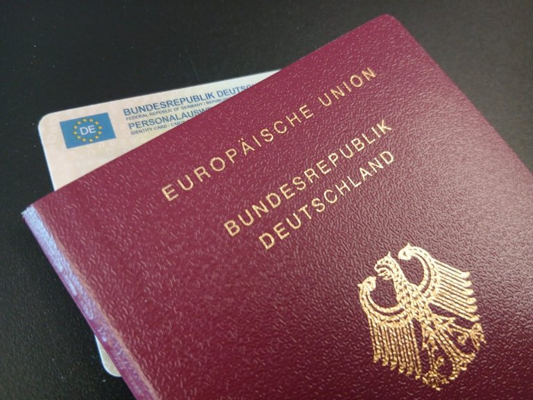 Reisepass-Personalausweis