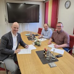 2026-05 BRK Vertragsunterzeichnung 2026-05 BRK Vertragsunterzeichnung
